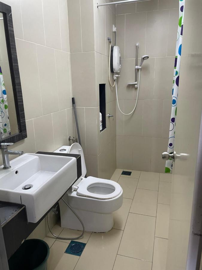 Sea View Water Theme Park At Swiss Garden Residence - 2 Bedroom Apartment Kuantan Exterior photo